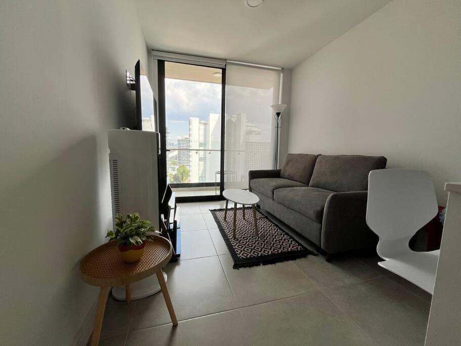 In Close To Restaurants Apartment